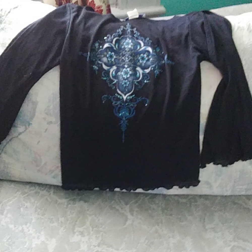 Shirt - Picture 6 of 8